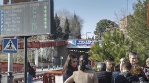 Nueve pantallas informan a vecinos y visitantes sobre la ocupaci&#243;n de los principales aparcamientos de Guadalajara