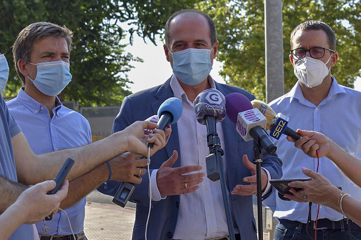 El Ayuntamiento de Guadalajara invierte 363.000 euros en una Operación Asfalto con mejoras en el acerado, nueva señalética y reductores de velocidad