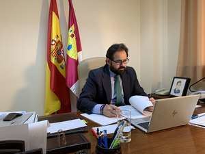 El PP de Castilla La Mancha pide retomar la actividad parlamentaria y avisa: 