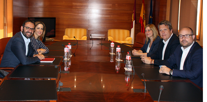 Agudo asegura que los dirigentes de Ciudadanos están avergonzados por decepcionar a sus votantes al echarse en brazos del PSOE en Castilla-La Mancha