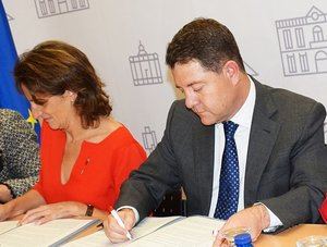 El presidente de Castilla-La Mancha y la ministra para la Transici&#243;n Ecol&#243;gica firman un protocolo para el desarrollo de Zorita