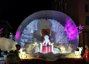 Papá Noel llegó el sábado a la Plaza Navideña de Azuqueca