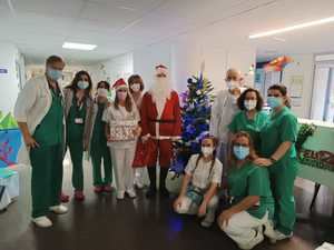 El mism&#237;simo Pap&#225; Noel ha visitado este viernes el Hospital de Guadalajara