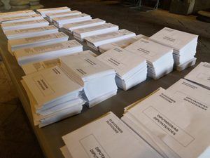 Reparten por equivocación papeletas del PSOE con candidatos de Cáceres en Azuqueca