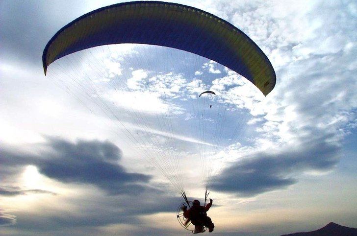 Herido un hombre en un accidente de parapente en el término de Alarilla