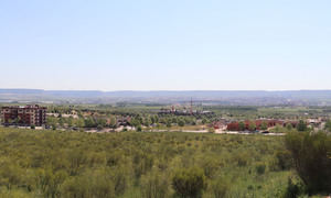 El Ayuntamiento de Cabanillas ofrece a la Junta una parcela de casi 7.000 metros cuadrados para su proyecto de viviendas protegidas