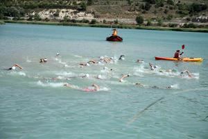 Pareja, paraiso interior de los deportes de agua