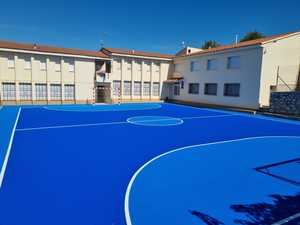 Nuevas instalaciones, servicios y ayudas para la escuela rural de Pareja