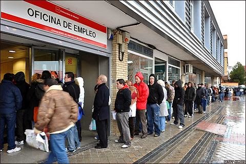 El desempleo crece en Castilla La Mancha con el gobierno de Page/Podemos : La región cerró el primer trimestre con 6.200 parados más y una tasa de paro del 20,68%