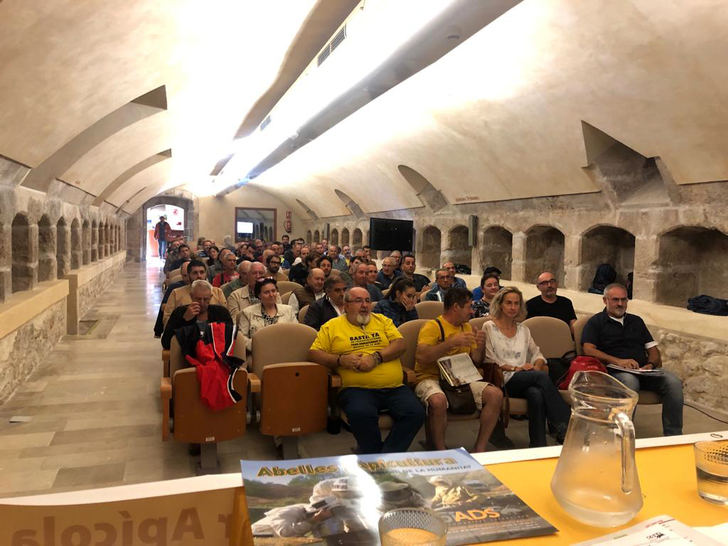 Pastrana ha acogido las XXVI Jornadas Estatales del Sector Apícola COAG