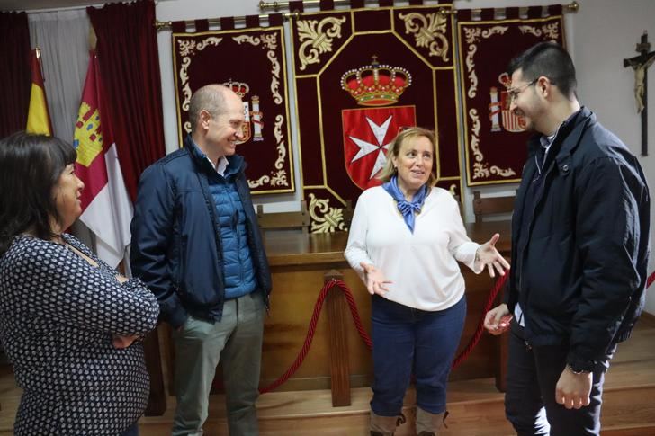 Román García ensalza el trabajo del Ayuntamiento de Peñalver para volver a abrir el colegio que llevaba más de 20 años cerrado