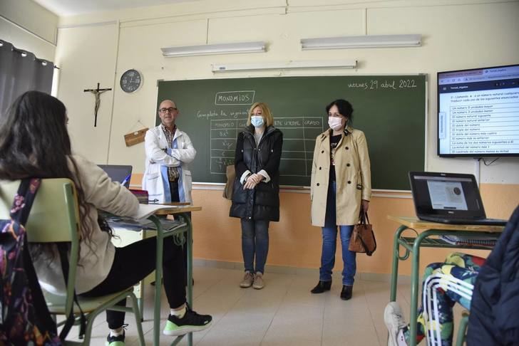 Picazo ve intolerable que Page calle ante Sánchez por eliminar la historia de España de los currículos de los estudiantes