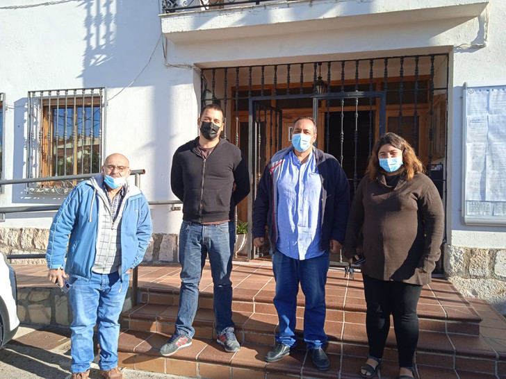 El diputado provincial de Unidas Podemos Izquierda Unida visita el consistorio de Pioz