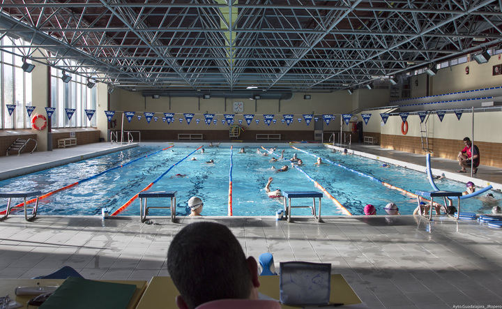 A partir del lunes 17 de septiembre abre la piscina cubierta Huerta de Lara