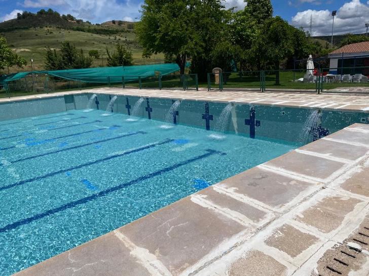 COMUNICADO: La Piscina Municipal y el Campamento Urbano de Cabanillas no abrirán este verano
