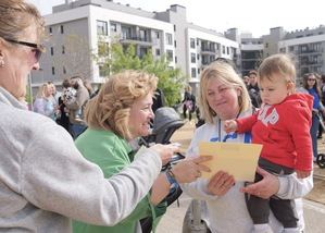 Nueva plantación masiva de árboles vinculados a nacidos en Alovera