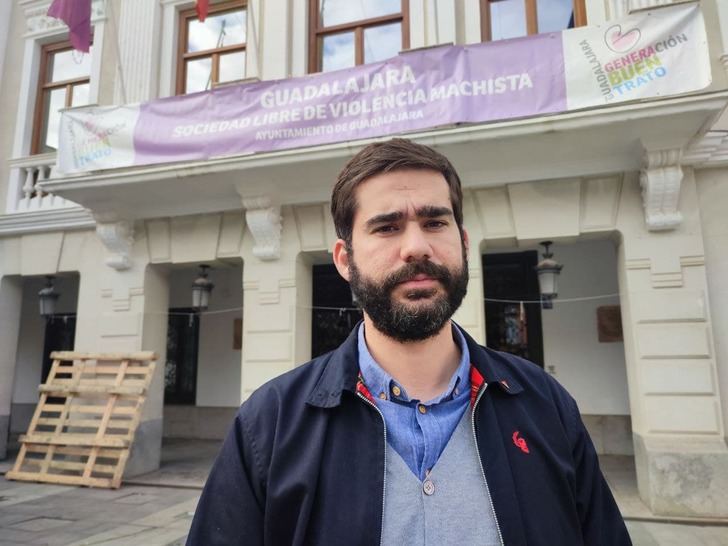Podemos IU reclama que el Ayuntamiento de Guadalajara refuerce los programas con menores víctimas y ceda un espacio municipal al Centro de la Mujer