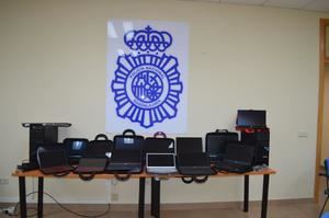 La Policía Nacional detiene a un estafador que sustrajo 23.000 euros en material informático en una tienda de Guadalajara