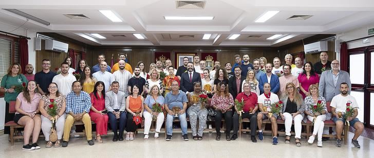 El Pleno de Azuqueca nombra Populares del Año a los hermanos Usman y Sediq Garuba, Susana Naranjo, Óscar García y Ciro García