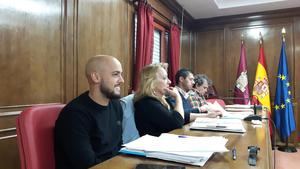 El presupuesto municipal no responde a las necesidades de Azuqueca, sólo a las de un alcalde que quiere perpetuarse en el sillón