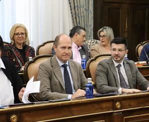 El gobierno de Vega rechaza la propuesta del PP para tratar de evitar las multas de la CHT a los ayuntamientos por no contar con depuradora