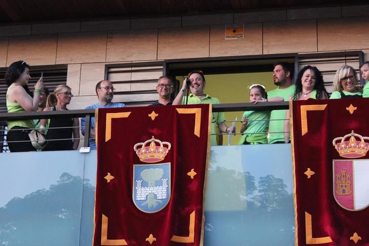 El divertido pregón de la peña Los Que Faltaban da el pistoletazo de salida a las fiestas de Yebes