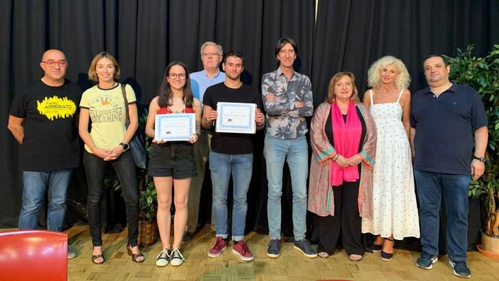 Marta Viejo, del Brianda de Mendoza, y Raúl de Pedro, del Luis de Lucena, ganadores del premio del V Concurso de Poesía Joven Fernando Borlán