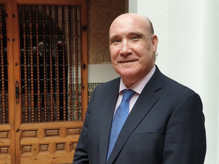 La Academia de Gastronomía de CLM muestra su protesta y malestar por la noticia de RTVE donde califica al vino de “la droga legal más consumida en España”