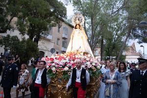 Miles de guadalajareños acompañan a la Virgen de la Antigua en su Día Grande