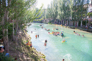 Prohíben el baño en el río Tajo en Trillo por contaminación microbiológica