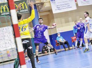 El Quabit regala los dos primeros puntos en casa a su afición