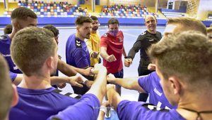 El Quabit suda la camiseta en su último amistoso, sin que acompañe el resultado