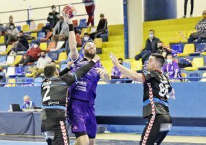 El Quabit cierra su semana más dura con otra victoria