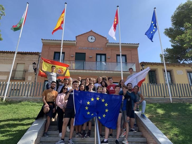 Llega a Quer el proyecto de intercambio cultural con jóvenes polacos Natura+