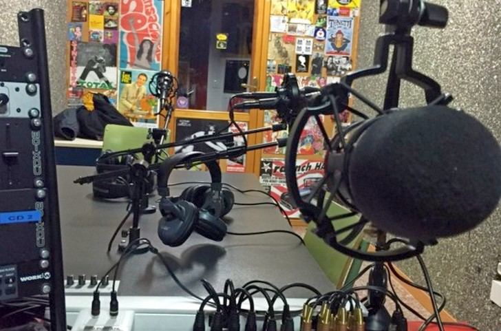RADIO ARREBATO comienza su temporada 33 con una decena de nuevos programas en directo