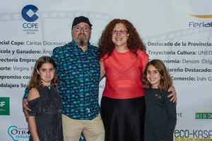 La librería Rayuela, de Sigüenza, recibe el Premio COPE al pequeño comercio 2022