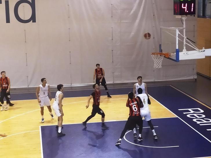 Un mal segundo cuarto condenó al Isover Basket Azuuqeca a la derrota en su visita a Valdebebas