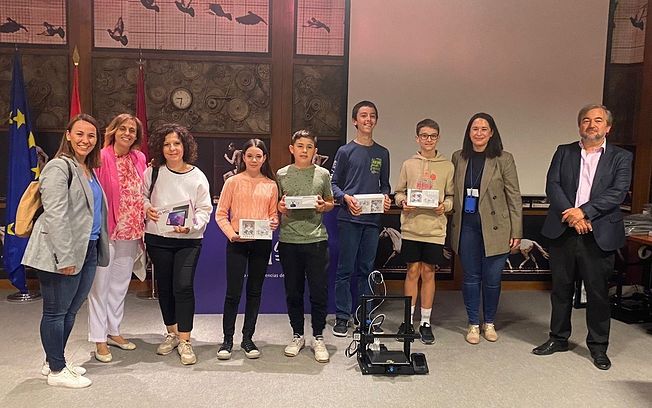 Estudiantes de Azuqueca, Manzanares, Albacete y Talavera representarán a C-LM en la final de las Olimpiadas entreREDes