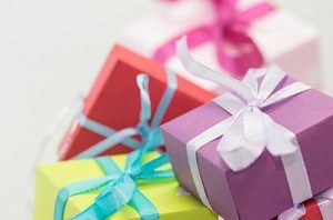 Más de dos millones de españoles apuestan por el re-gifting