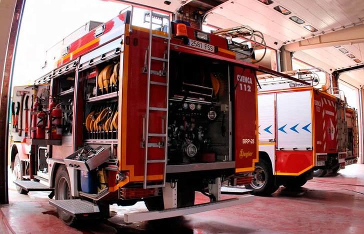 Rescatadas en Cuenca a dos mujeres y una niña atrapadas en su vehículo por una una crecida de agua y tormentas