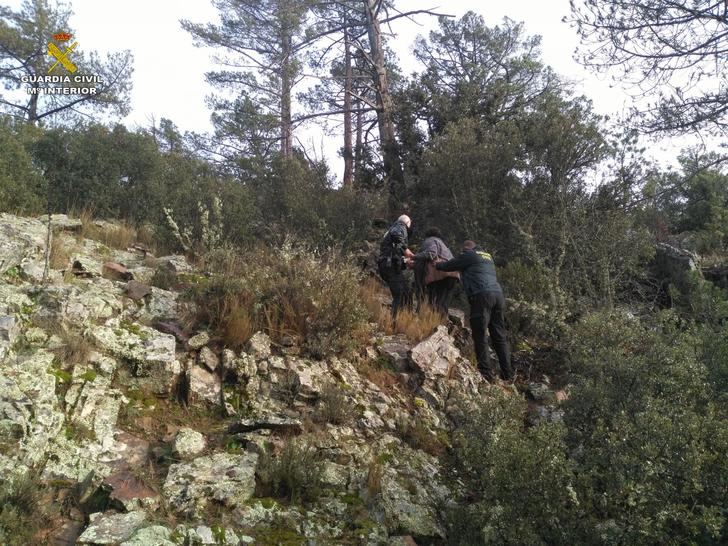 La Guardia Civil localiza a una persona extraviada cuando buscaba setas en la serranía conquense