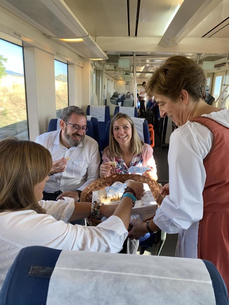 Eusebio Robles invita a toda la ciudadanía a conocer Sigüenza a través del Tren Medieval que parte cada sábado de la Estación de Chamartín