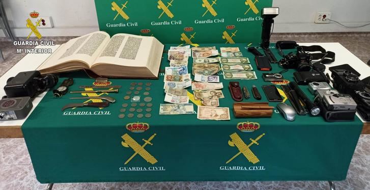 La Guardia Civil detiene a dos personas por robo en una vivienda en Cabanillas del Campo