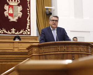 Cs y PP reclaman a Page de nuevo una bajada de impuestos en CLM por la inflación