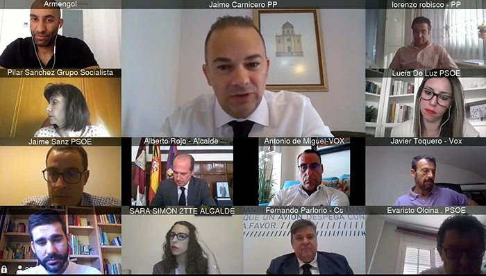 El voto de calidad del alcalde de Guadalajara impide la aprobación de la moción del PP de reprobación a Page por 