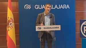 Roman dice que el PSOE hará pagar 15.000 millones a los españoles y pide al diputado Rojo que sea coherente como cuando era alcalde y votaba en contra de la amnistía