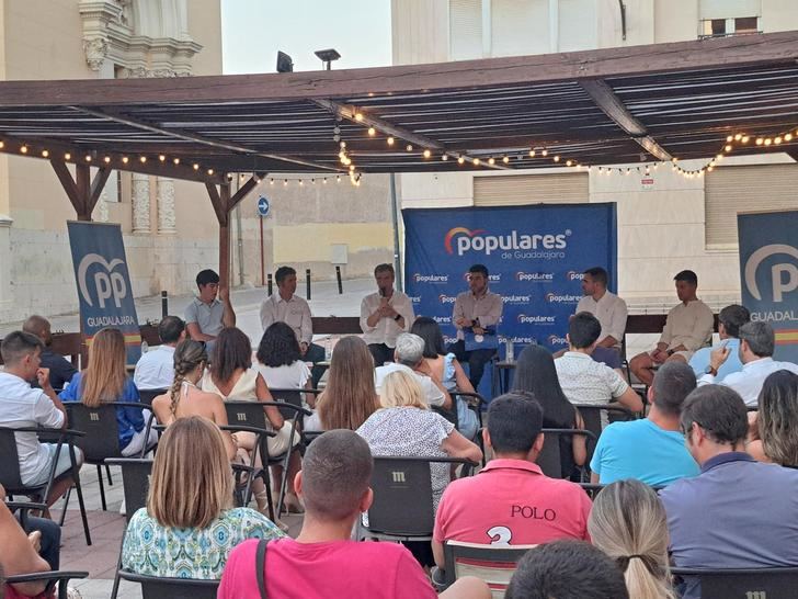 Antonio Román reivindica el apoyo del Partido Popular al sector taurino