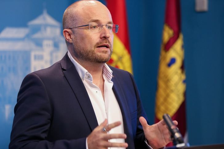 Ruiz (Cs) : C-LM tiene un problema en infraestructuras y conexión grave. No aprobamos en conexión por carreteras, ni en infraestructuras hídricas, ni en cobertura