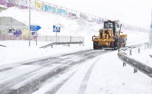 El hielo y la nieve cortan 12 rutas escolares en Guadalajara y dejan sin clase a 120 alumnos