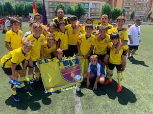 Alrededor de 1.000 jugadores disfrutan del XIV Torneo de Fútbol del C.D. Salesianos Guadalajara